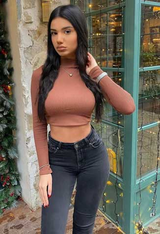 VIP call girls in Aerocity