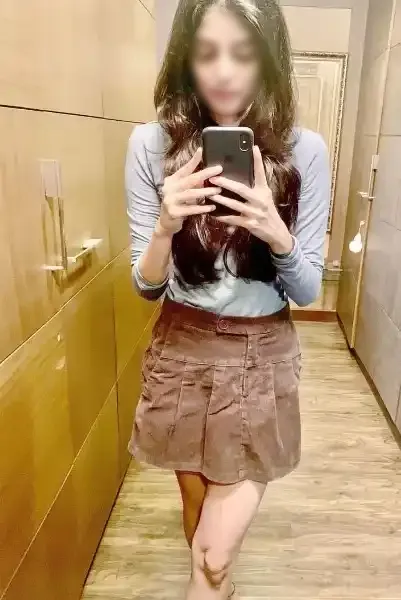 Celebrity call girls in Aerocity